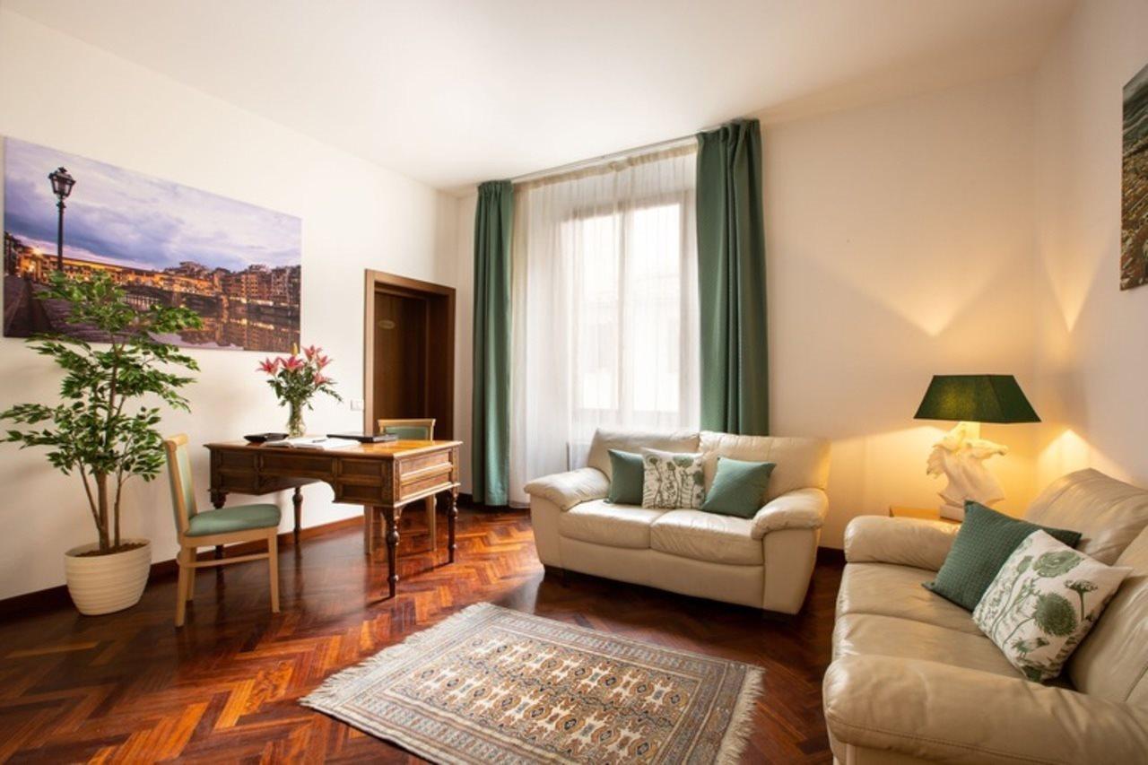Aramis Deluxe Rooms Florença Exterior foto