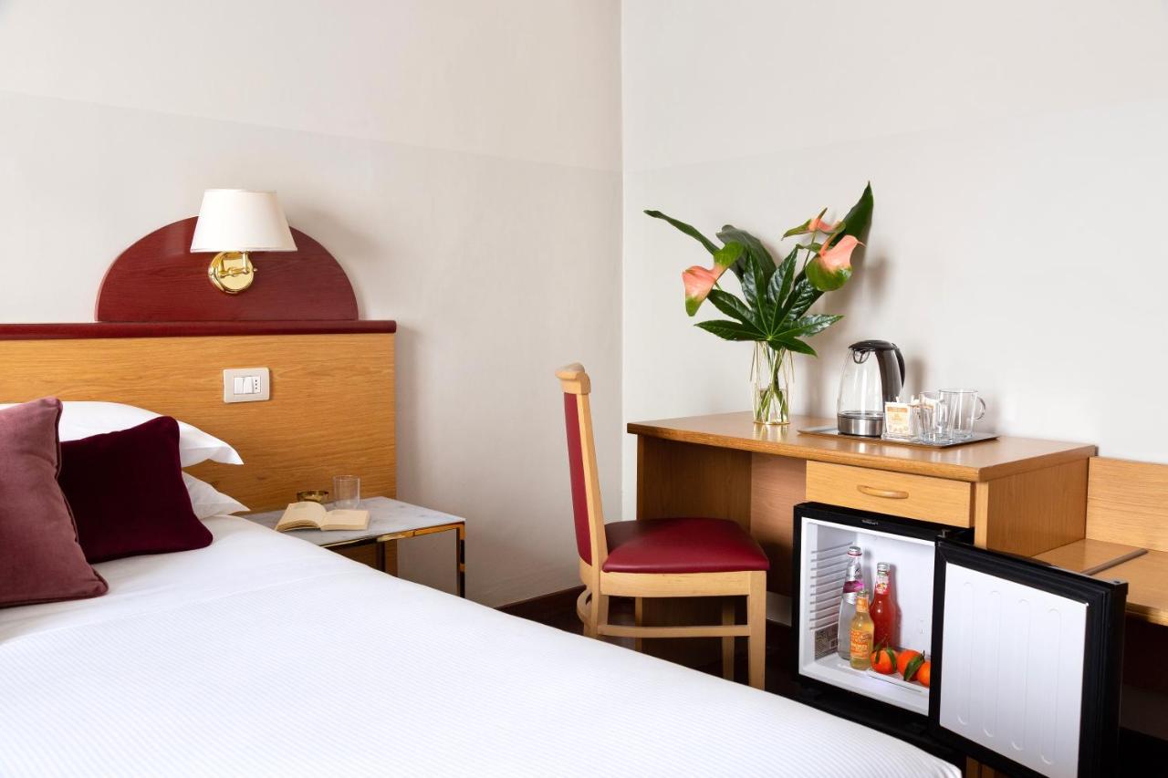 Aramis Deluxe Rooms Florença Exterior foto